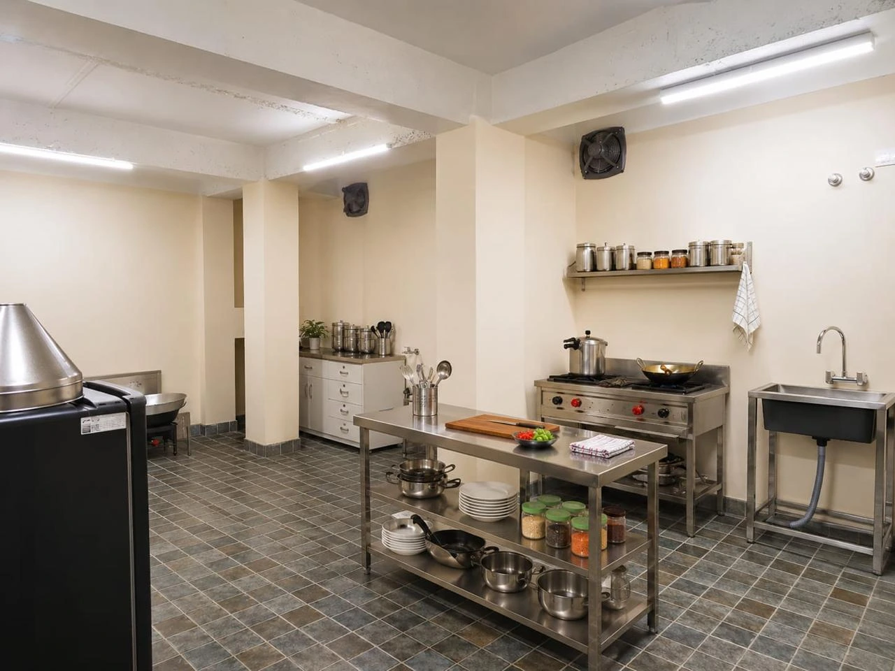 Wild Herbal Workshop Kitchen