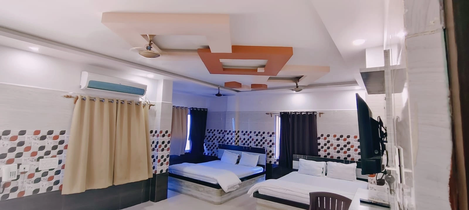 Deluxe Room Family